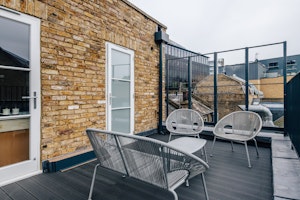 Tooley Studio image 12