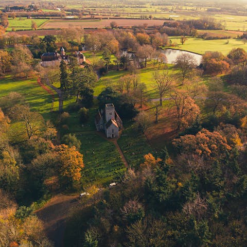Stay in Toft Monks in the Suffolk countryside, known for its picture-postcard scenery