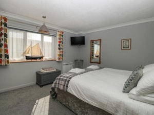 The Norfolk Beach House image 14