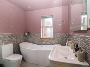 The Norfolk Beach House image 3