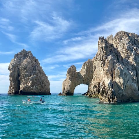 Take a water taxi across the Pacific Ocean & explore the beauty of Cabo San Luca