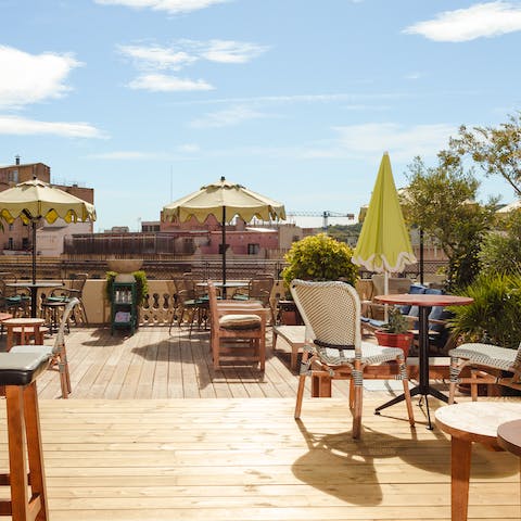 Relax on the communal rooftop terrace and enjoy the stunning city views 