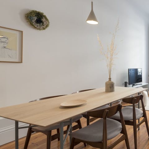 Organise delicious suppers for two at the dining table
