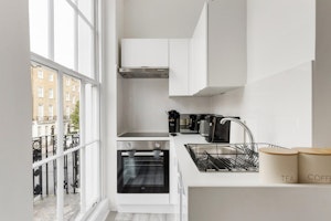 Amor Modern image 6