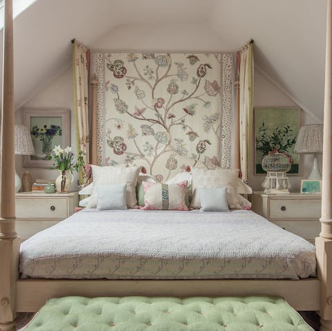 Get a peaceful night's slumber in the four-poster bed