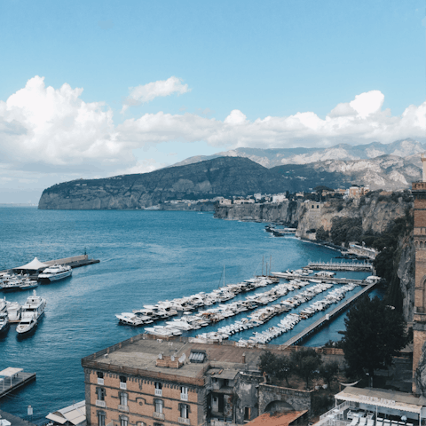 Drive to Sorrento, just fifteen minutes away