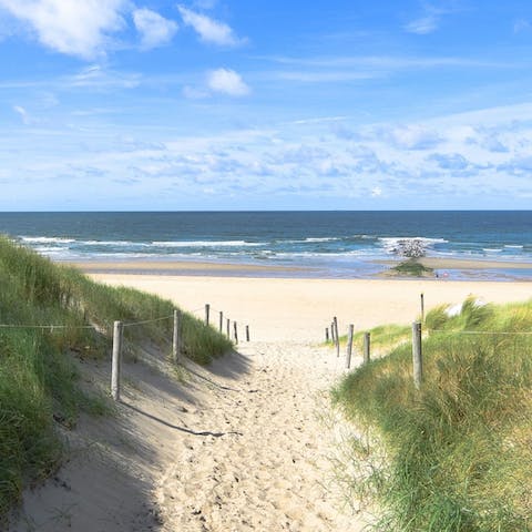 Stay just a twenty-five-minute walk from De Koog's sandy shores 