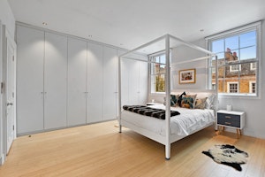 Bloomsbury Beauty image 3