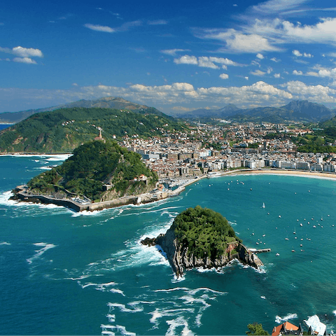 Step outside and stroll to San Sebastián's beautiful seafront