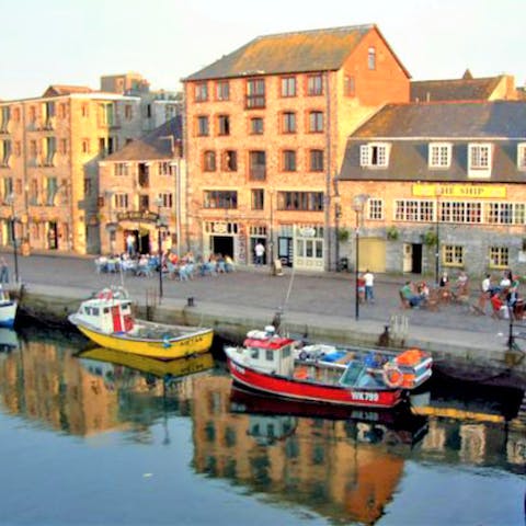 Stroll ten minutes across to the harbour for seafood restaurants with nautical views