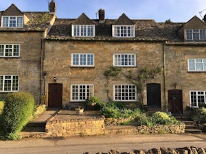 Snowshill Style image 1