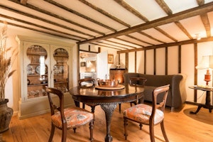 Foreman's Cottage image 10