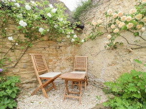 Cottage Blooms image 7