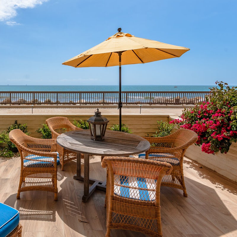 Enjoy al fresco dining and ocean views