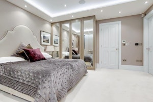 The Holland Park Haven image 9