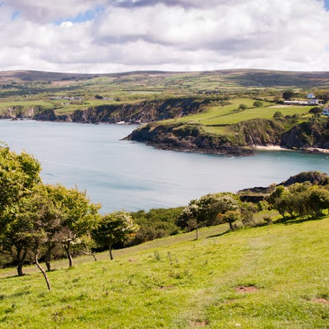 Get on the Pembrokeshire Coast Path in four minutes and continue to the village of Penally