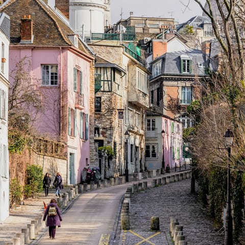Wind your way through the pretty streets of Montmartre