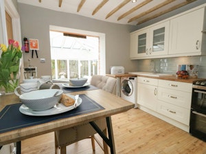 Picturesque Cottage image 12
