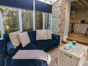 Picturesque Cottage image 5
