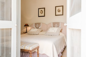 Orchard Bastide image 13