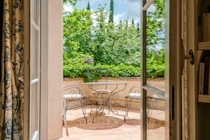 Orchard Bastide image 6