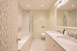 Kensington Luxury image 13
