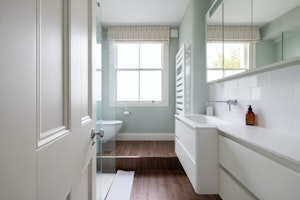 Kensington Luxury image 12