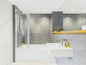Silicon Heights image 13