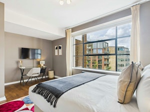 Silicon Heights image 12