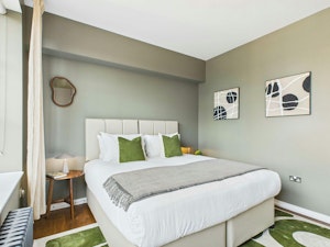 Silicon Heights image 9