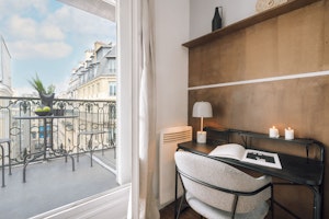 Un Balcon Avec Vue image 11
