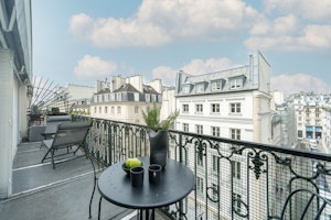 Un Balcon Avec Vue image 8