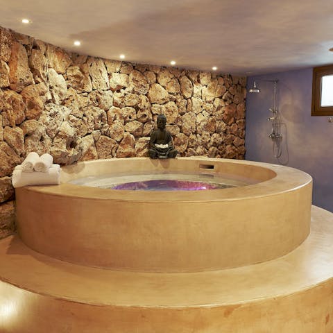 Treat the senses to long soaks in the luxurious jacuzzi