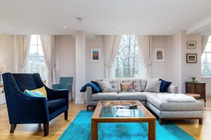 Calm in Clapham image 1