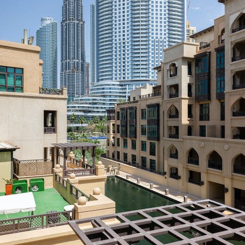 Stay in downtown Dubai, just a twelve minute walk from Dubai Fountain and Dubai Mall