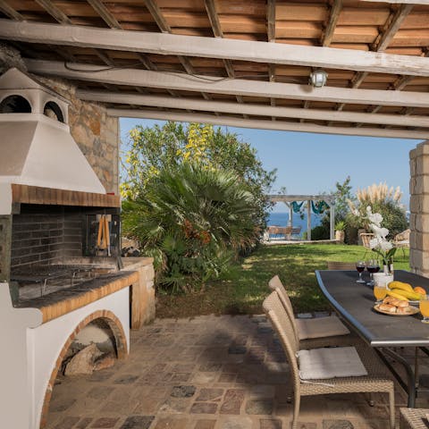 Enjoy a barbecue on the covered patio