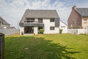 Oceanview Villa image 2