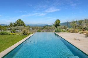 Alpilles Retreat image 1