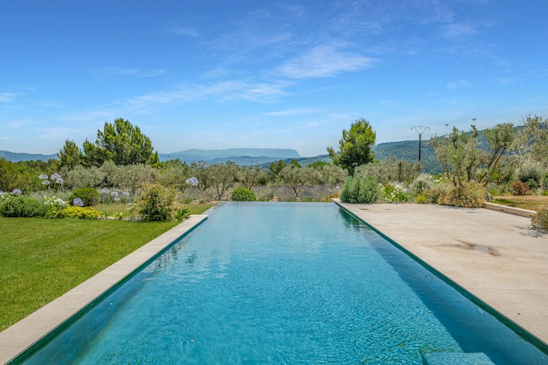 Alpilles Retreat main image