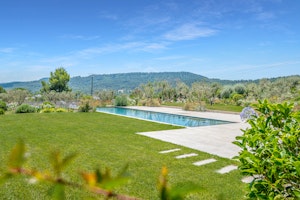 Alpilles Retreat image 3
