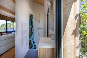 Sea Studio image 9