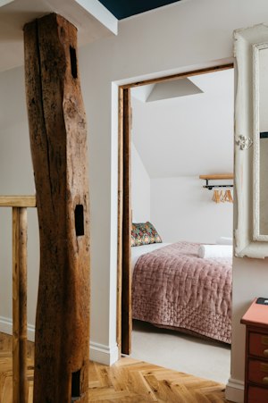 The Oak Beams image 2