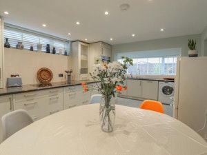 Swalecliffe Sweet image 9