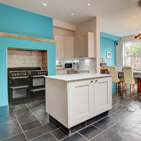 Stay cosy in open plan kitchen with underfloor heating