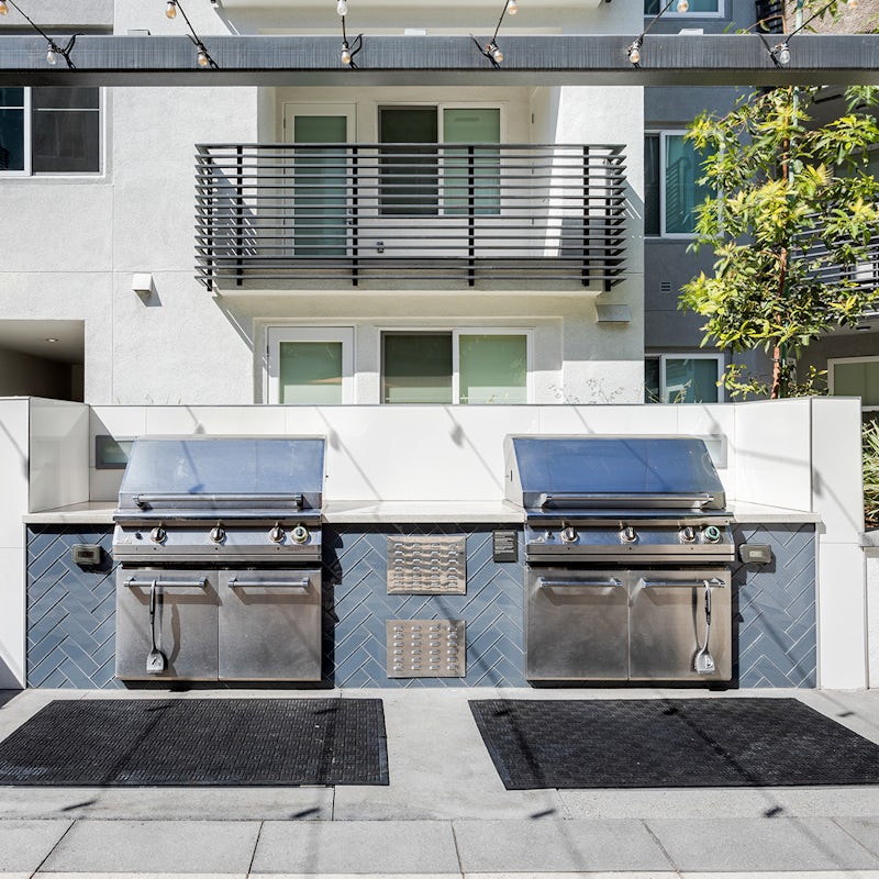 Fire up the shared barbecues for an alfresco feast under the stars
