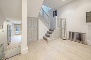 House of Love image 6