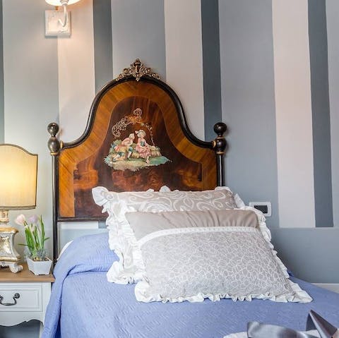 Get a good night's sleep in the antique bed