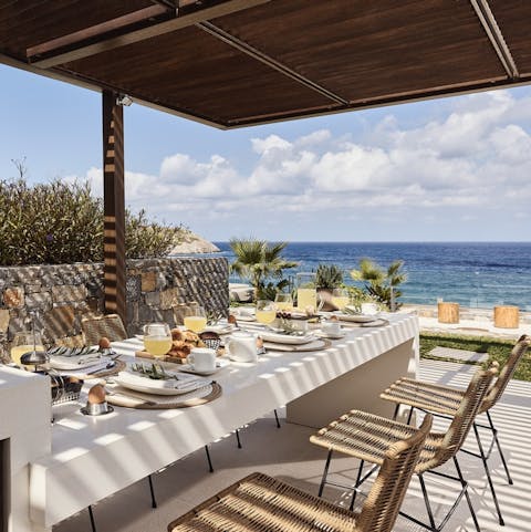 Enjoy an alfresco breakfast with loved ones on the covered terrace
