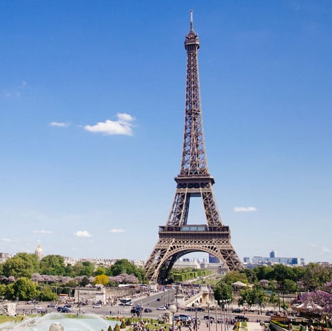 Make the easy walk to the Eiffel Tower through typically Parisian streets