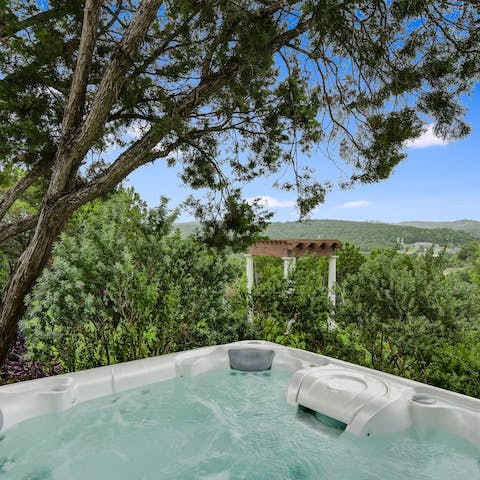 Allow yourself to unwind in the luxury of this private hot tub – don't forget the Prosecco 